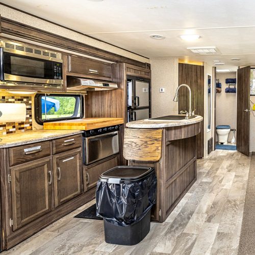 Quiet, Private Camping Getaway with Trail Access