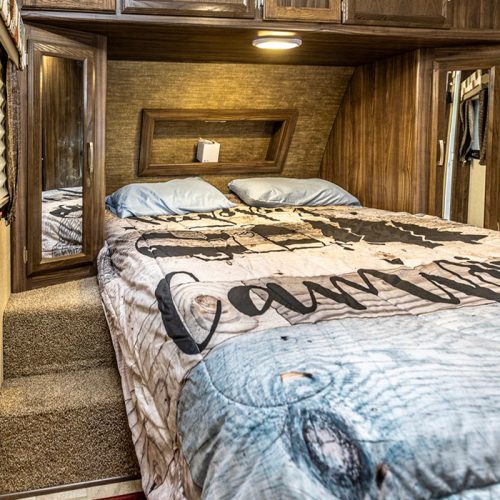 Quiet, Private Camping Getaway with Trail Access